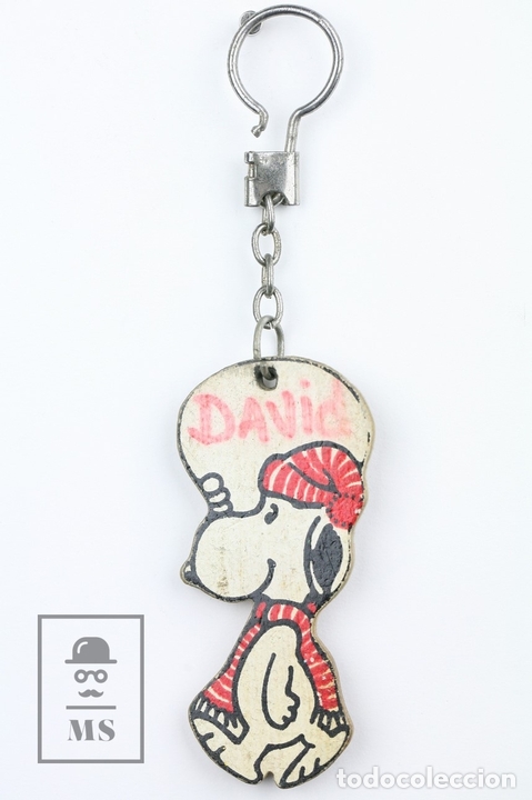 Coleccionismo de llaveros: Llavero Publicitario De Madera - Snoopy - Medidas 4 x 8,5 cm