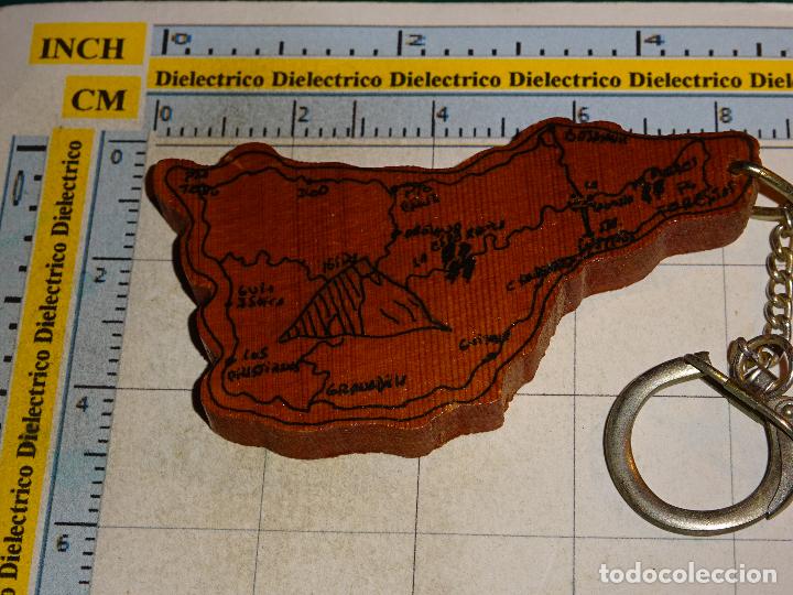 Coleccionismo de llaveros: LLAVERO DE TURISMO. MAPA DE MADERA DE TENERIFE - Foto 1