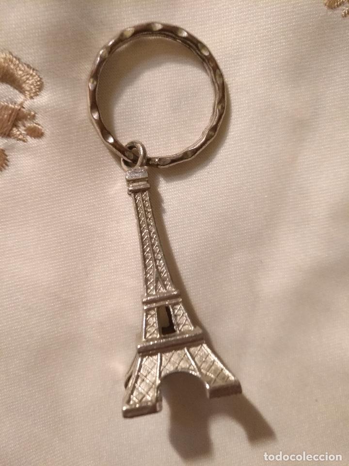 Sammlung von Schl&uuml;sselanh&auml;ngern: antiguo llavero - torre effeel