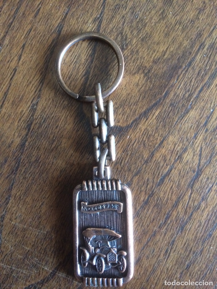 Collectionnisme de portes-cl&eacute;s: Llavero Autom&oacute;vil Antiguo