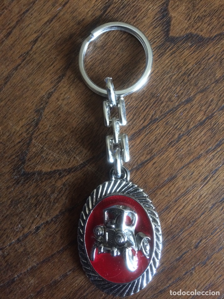 Collectionnisme de portes-cl&eacute;s: Llavero Autom&oacute;vil Antiguo