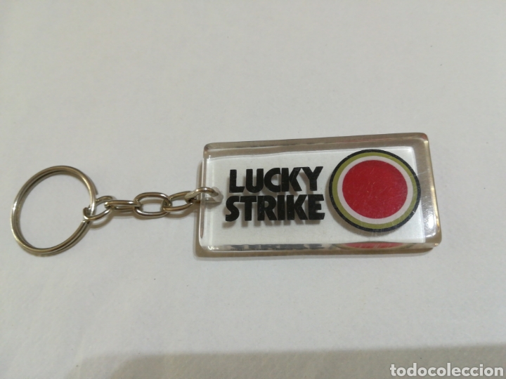 Coleccionismo de llaveros: Llavero rectangular de la marca de tabaco Lucky Strike - Foto 1