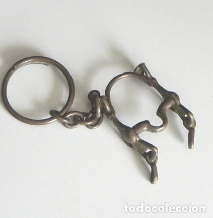 Coleccionismo de llaveros: LLAVERO - BOCADO DE CABALLO - MINIATURA - BOCADITO - &iquest; BRONCE ? - M&Aacute;S COSAS SOBRE CABALLOS EN VENTA