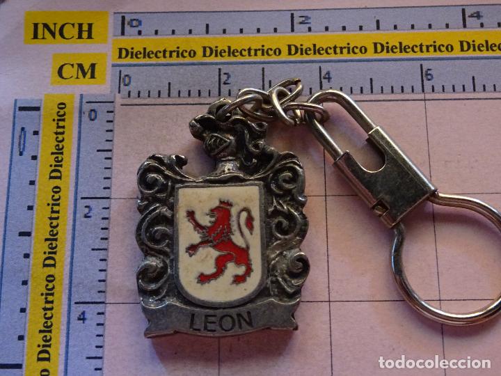 Collectionnisme de portes-cl&eacute;s: LLAVERO DE TURISMO HER&Aacute;LDICA. ESCUDO HER&Aacute;LDICO DE LE&Oacute;N