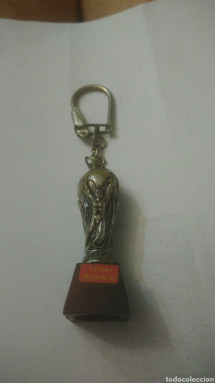 Coleccionismo de llaveros: COPA MUNDIAL 1982. LLAVERO MUY NUEVO