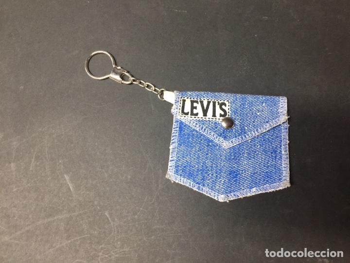 Coleccionismo de llaveros: Llavero antiguo Levis de snoopy
