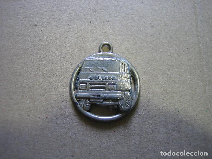 Coleccionismo de llaveros: Llavero con publicidad de coches.