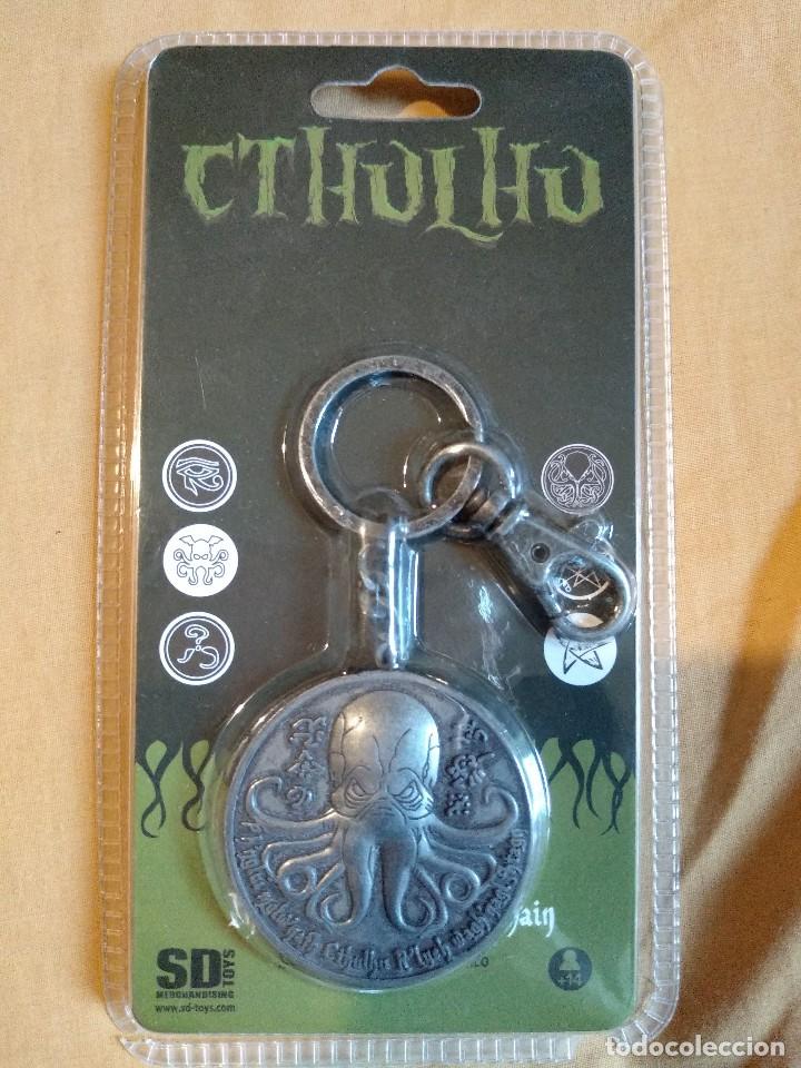 Coleccionismo de llaveros: LLAVEROS C-THULHU LOVECRAFT NUEVO EN METAL