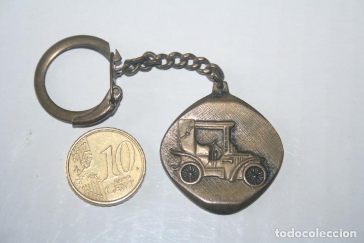 Collection of Keychains: COCHE ANTIGUO *** ANTIGUO LLAVERO COLECCION PRIVADA *** LIQUIDACION (TENGO OTROS MAS)