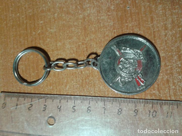 Sammlung von Schl&uuml;sselanh&auml;ngern: LLAVERO. CUARTEL GENERAL UNIDAD RM SUR