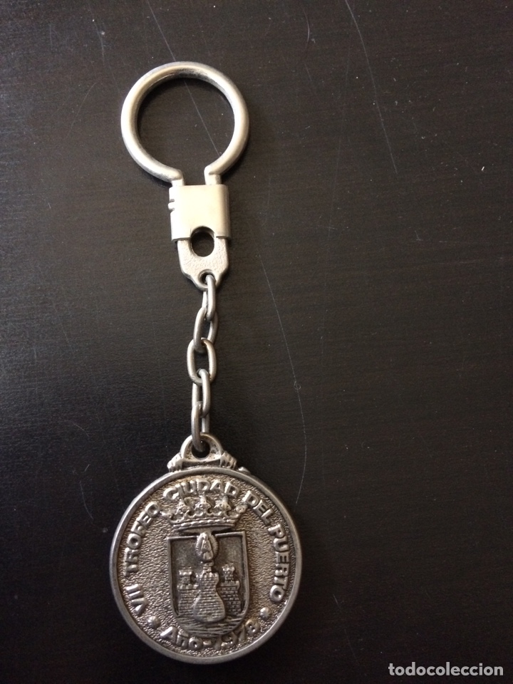 Collectionnisme de portes-cl&eacute;s: Llavero fultbol VII trofeo ciudad del puerto 1978 Santa Mar&iacute;a del puerto C&aacute;diz