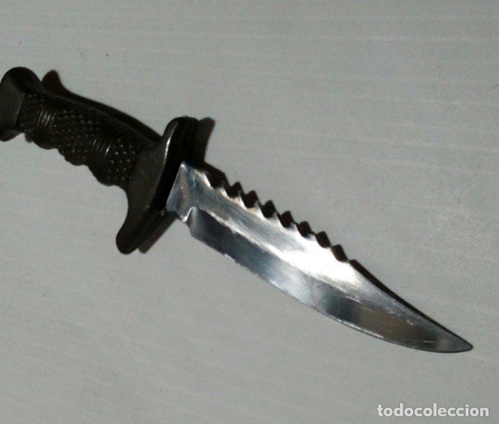 Coleccionismo de llaveros: Minicuchillo Rambo. - Foto 7