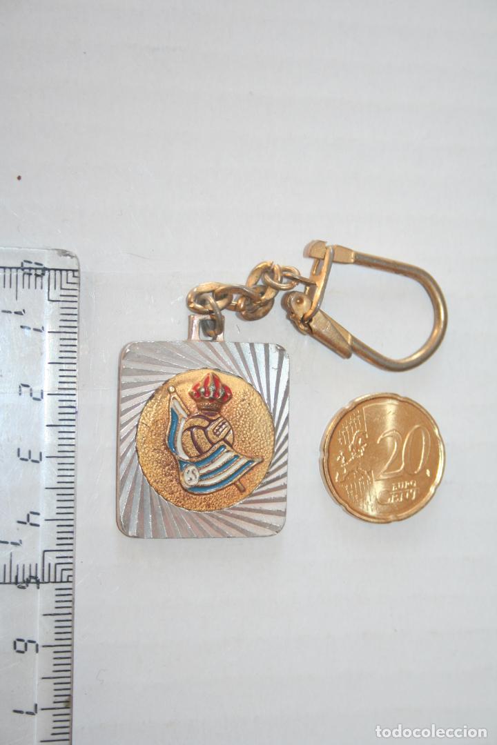 Coleccionismo de llaveros: REAL SOCIEDAD (FUTBOL) *** LLAVERO COLECCION DEPORTE *** TENGO OTROS MODELOS