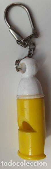 Coleccionismo de llaveros: ANTIGUO LLAVERO SILBATO. PLASTICO.