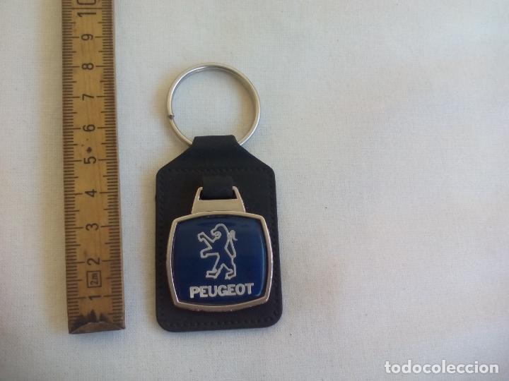 Coleccionismo de llaveros: LLAVERO. PEUGEOT, COCHE. DE PIEL. . KEY CHAIN RING