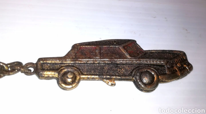 Coleccionismo de llaveros: Llavero coche antiguo - Foto 2