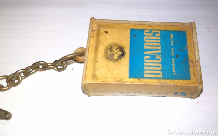 Coleccionismo de llaveros: Llavero cajetilla tabaco ducados - Foto 2