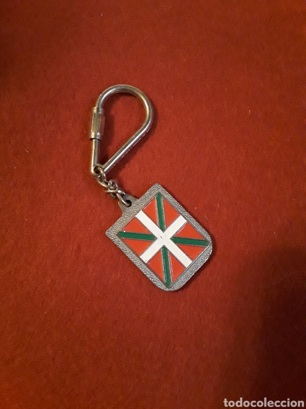 Llavero Euskadi ikurri&ntilde;a