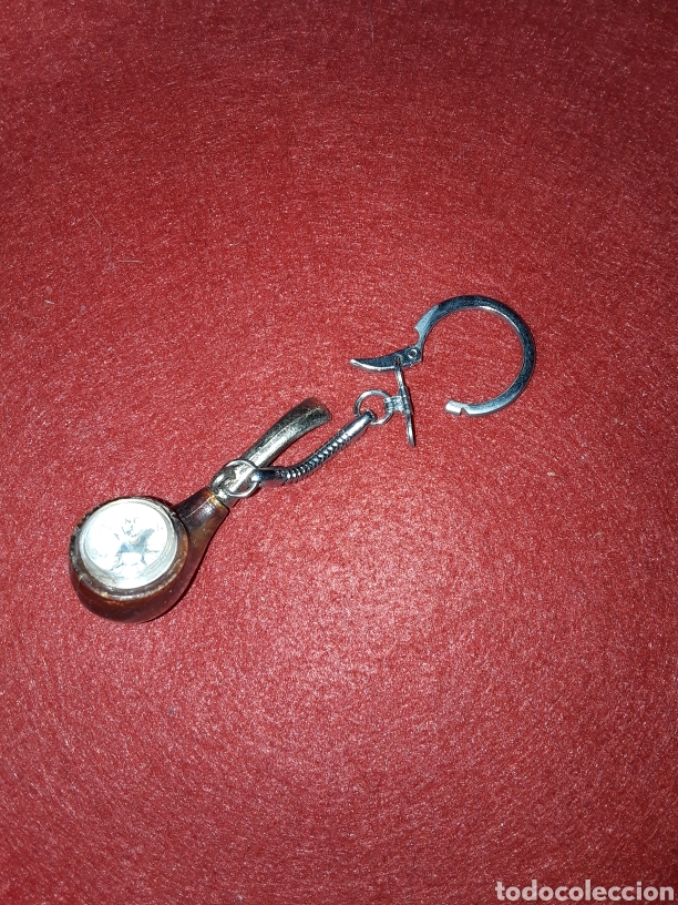 Collection of Keychains: Llavero pipa de fumar con br&uacute;jula