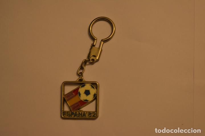 Coleccionismo de llaveros: LLAVERO CONMEMORATIVO DEL MUNDIAL DE FUTBOL ESPA&Ntilde;A 1982.SEDE DE MADRID
