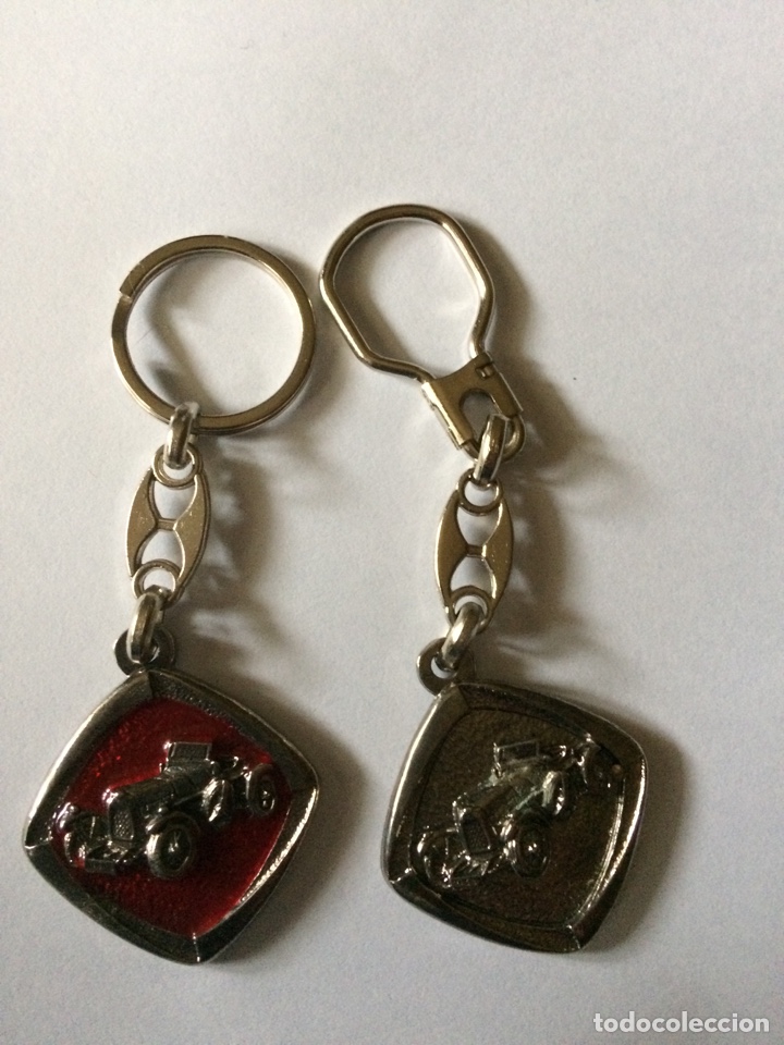 Collectionnisme de portes-cl&eacute;s: 2 Llaveros Autom&oacute;vil Antiguo