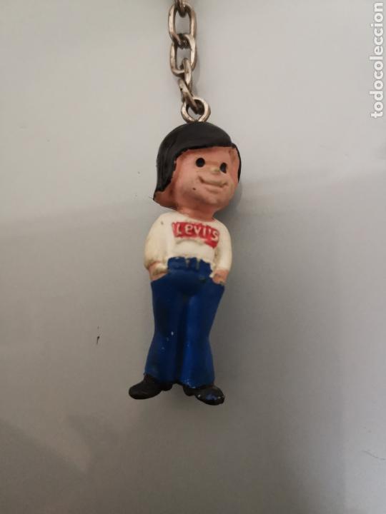 Coleccionismo de llaveros: ANTIGUO FIGURA GOMA LEVI'S EN LLAVERO MUY RARO