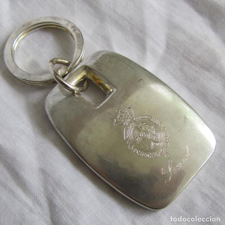 Collection of Keychains: Llavero met&aacute;lico del Senado Espa&ntilde;ol