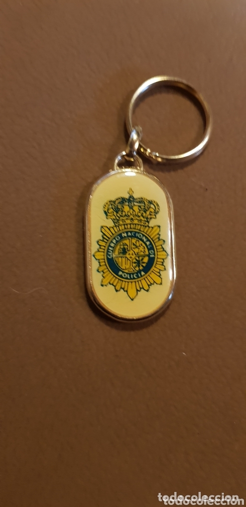 Collection of Keychains: Llavero antiguo Cuerpo Nacional de Polic&iacute;a