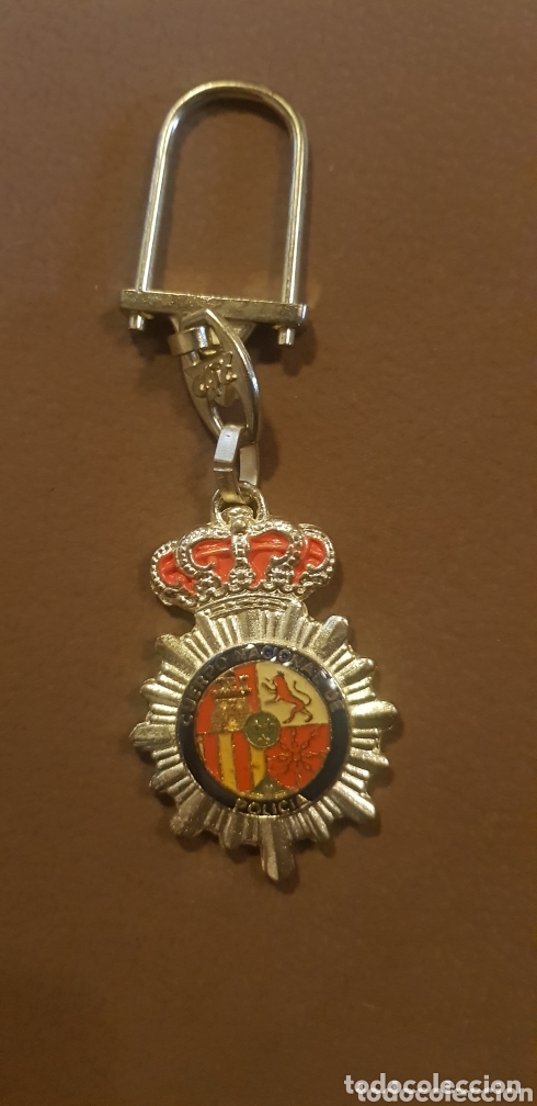 Collectionnisme de portes-cl&eacute;s: Llavero Cuerpo Nacional de Polic&iacute;a