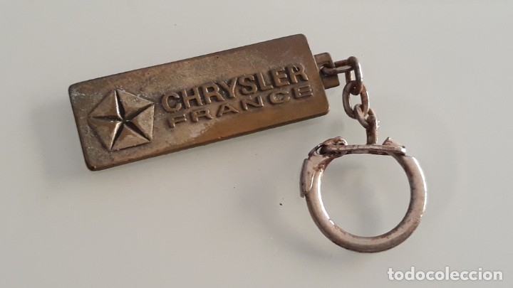 Coleccionismo de llaveros: ANTIGUO LLAVERO DE COCHES CHRYSLER FRANCE ROISSY A&Ntilde;OS 60