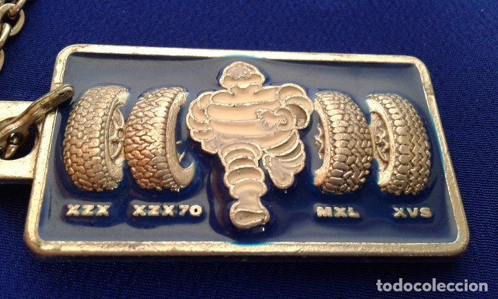 Coleccionismo de llaveros: llavero MICHELIN con esmalte -antiguo - Foto 1