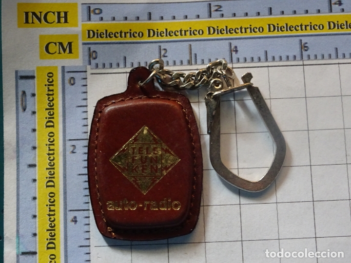 Colecionismo de porta-chaves: LLAVERO A&Ntilde;OS 70 80. AUTO RADIO TELEFUNKEN