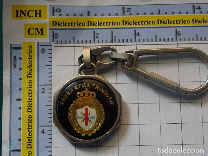 Collectionnisme de portes-cl&eacute;s: LLAVERO RELIGIOSO. HERMANDAD ORDEN DE LA SANT&Iacute;SIMA TRINIDAD