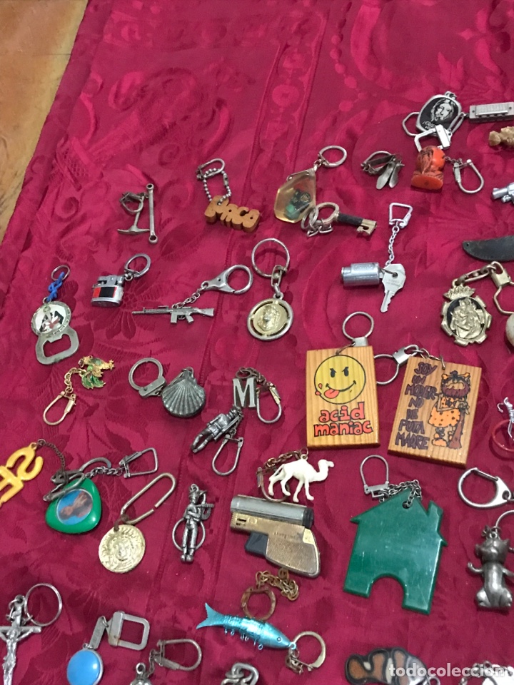 Coleccionismo de llaveros: Lote de 90 llaveros (aprox) de tem&aacute;ticas variadas - Foto 6