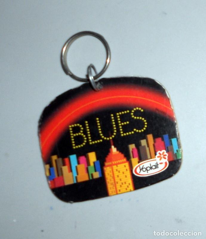 Coleccionismo de llaveros: LLAVERO ANTIGUO - YOPLAIT - BLUES - Llavero de madera - VINTAGE