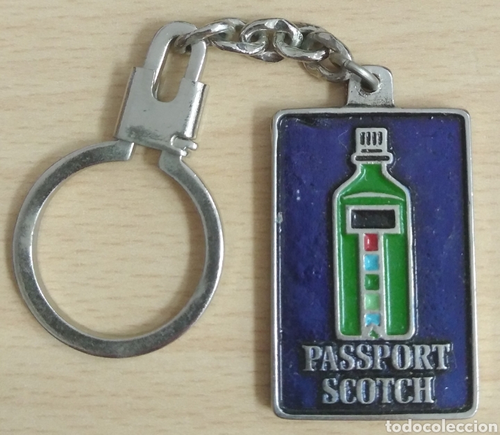 Coleccionismo de llaveros: Llavero passport scotch - Foto 1