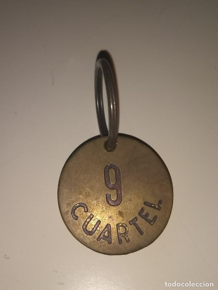 Coleccionismo de llaveros: Llavero perteneciente a un cuartel militar - Foto 1