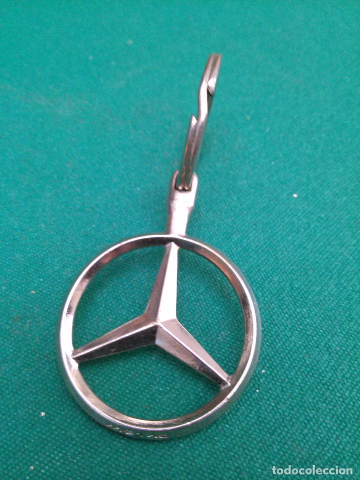 Collectionnisme de portes-cl&eacute;s: MERCEDES BENZ - METALICO - DIAMETRO: 34 MM.