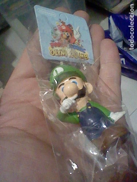 Coleccionismo de llaveros: MARIO & SONIC BY THE OLYMPIC GAMES FIGURA LUIGI EN BLISTER NINTENDO FIGURA GOMA
