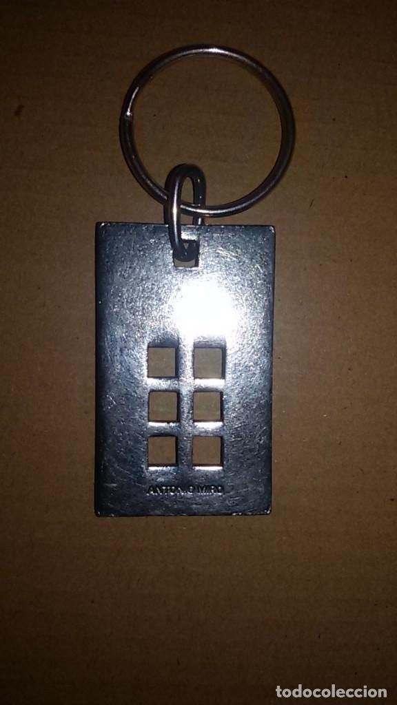 Coleccionismo de llaveros: LLAVERO ANTONIO MIR&Oacute; LA CAIXA - Foto 1