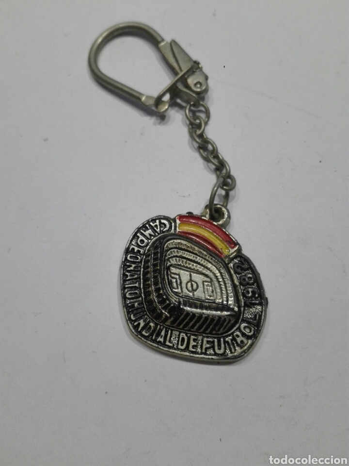 Coleccionismo de llaveros: LLAVERO MUNDIAL FUTBOL 1982. PLASTICO