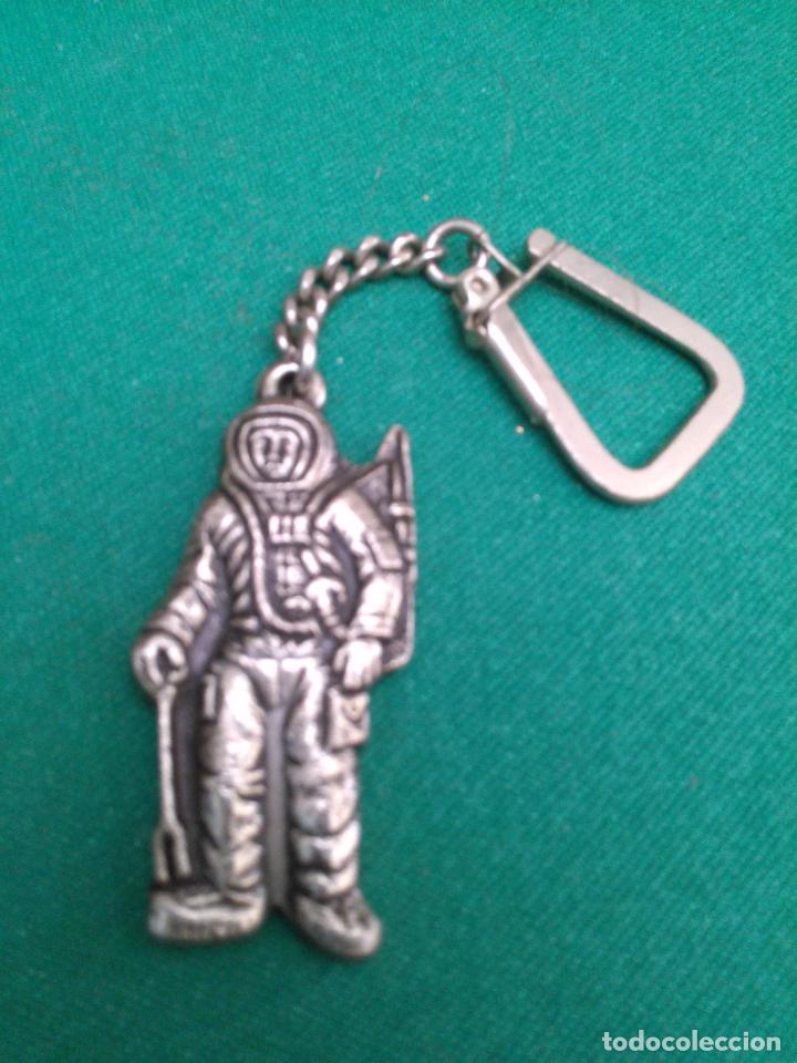 Collezionismo di Portachiavi: ASTRONAUTA - PANTALON CITO MACUSIN - METALICO