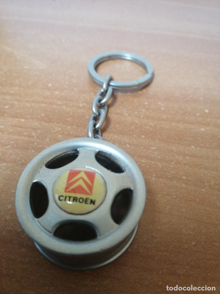 Coleccionismo de llaveros: LLAVERO DE METAL LLANTA DE COCHE ( CITROEN )
