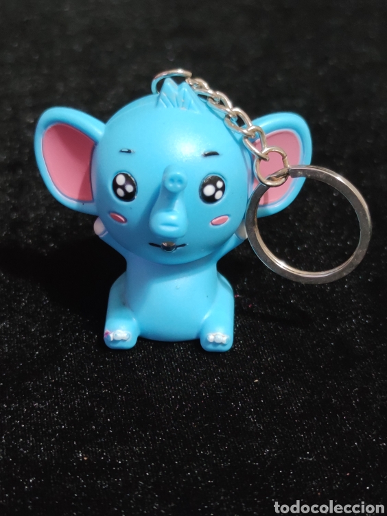 Llavero,elefante con sonido y luz.