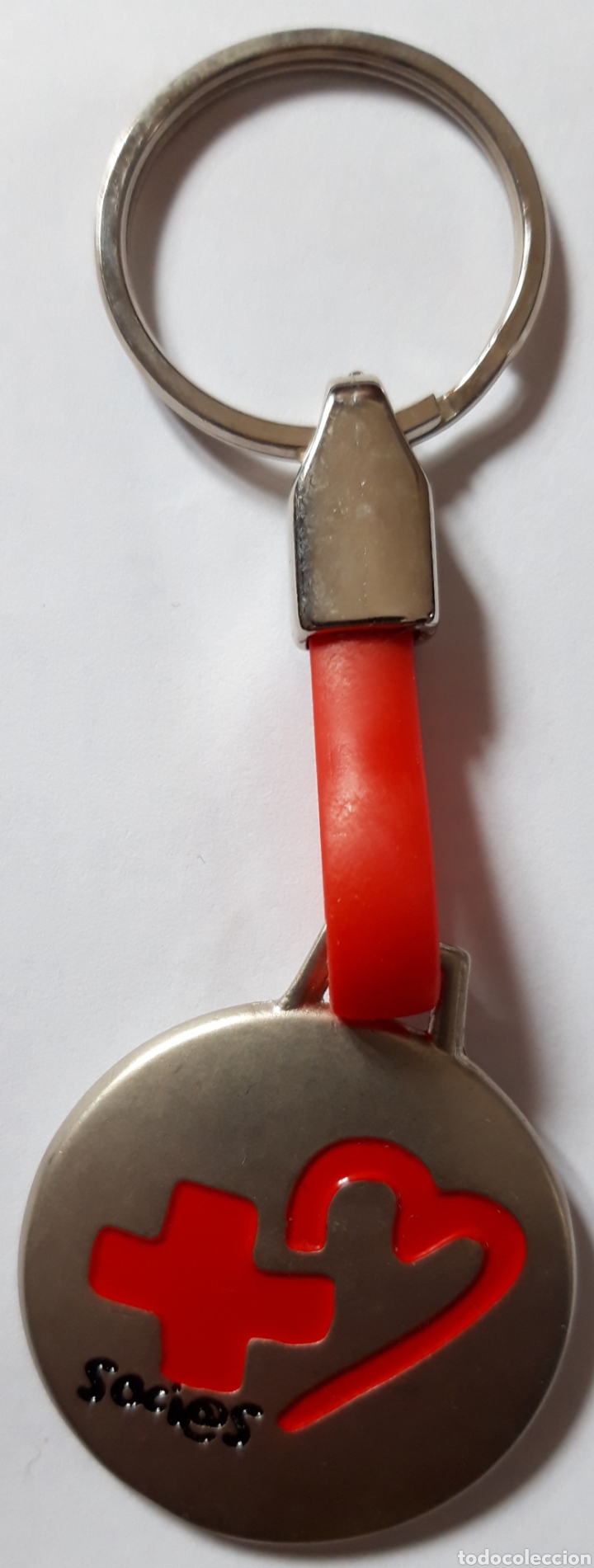 Collection of Keychains: LLAVERO CRUZ ROJA SOCI@S