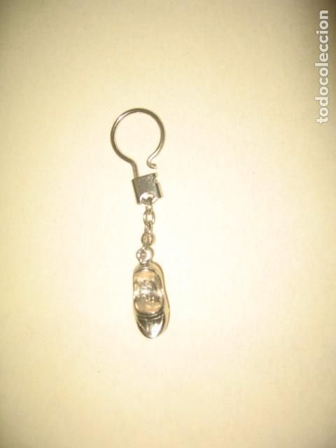 Coleccionismo de llaveros: LLAVERO CON UNA MADRE&Ntilde;A