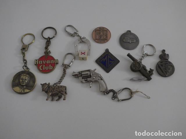 Coleccionismo de llaveros: Lote de 10 antiguos llaveros, variedad.