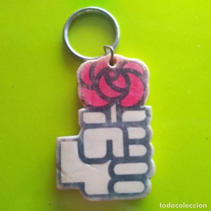 Collection of Keychains: LLAVERO PSOE EN GOMA ESPUMA ORIGINAL A&Ntilde;OS 80