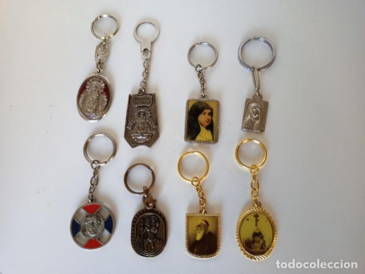 Coleccionismo de llaveros: Lote de llaveros religiosos - Foto 1