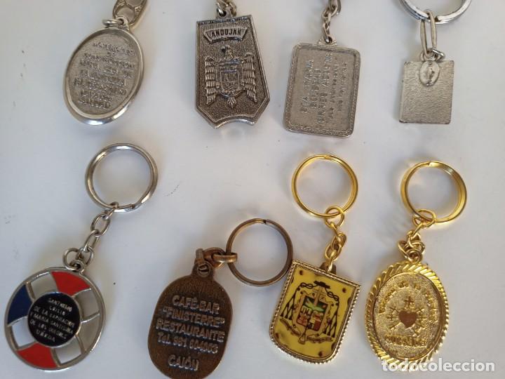 Coleccionismo de llaveros: Lote de llaveros religiosos - Foto 2